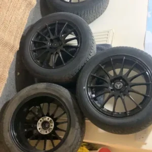 X4 Mercedes Benz black alloy wheels with tyres - Image 3
