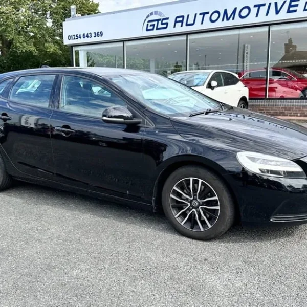 2019 Volvo V40 2.0 T2 Momentum NAV Plus Five Door Hatchback
