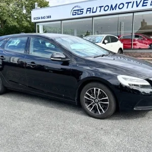 2019 Volvo V40 2.0 T2 Momentum NAV Plus Five Door Hatchback