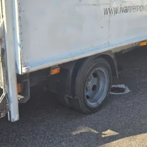 2004 Ford Transit 2402cc Manual with Tail Lift - Image 8