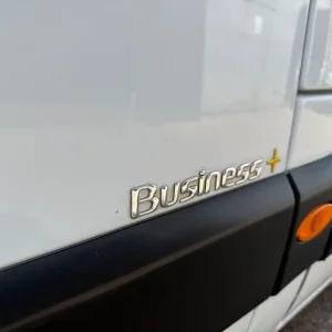 2022 Renault Master LM35dCi 135 Business+ Medium Roof Van - Image 8