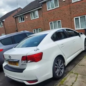 2014 Toyota Avensis 2.0L Diesel, 4-Door, Manual - Image 5
