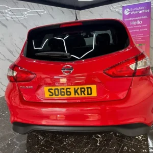 2016 Nissan Pulsar Tekna 1.2 Petrol Manual Hatchback - Image 4
