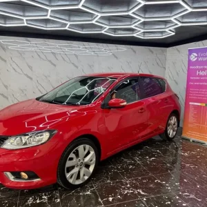 2016 Nissan Pulsar Tekna 1.2 Petrol Manual Hatchback