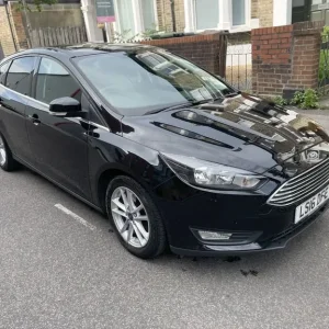Ford Focus 1.0 EcoBoost, 2016, 5-door hatchback, manual - Image 2