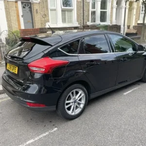 Ford Focus 1.0 EcoBoost, 2016, 5-door hatchback, manual - Image 3