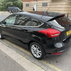 Ford Focus 1.0 EcoBoost, 2016, 5-door hatchback, manual - Image 5