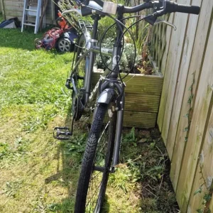 Malvern Cross Bicycle - Image 3