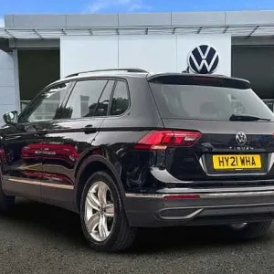 2021 Volkswagen Tiguan 1.5 TSI 150 Life 5dr DSG with Winter Pack and Rear Camera - Image 3
