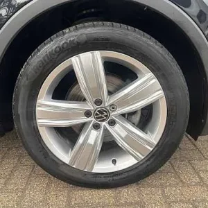 2021 Volkswagen Tiguan 1.5 TSI 150 Life 5dr DSG with Winter Pack and Rear Camera - Image 5