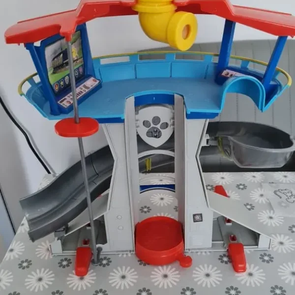 Paw Patrol LOOKOUT TOWER with lights and sounds