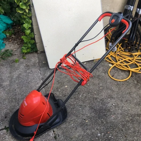 Flymo Turbo Lite 250 lawn mower