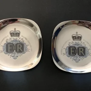Vintage Stainless Steel Scatter Trays – 1977 Silver Jubilee Edition - Image 4