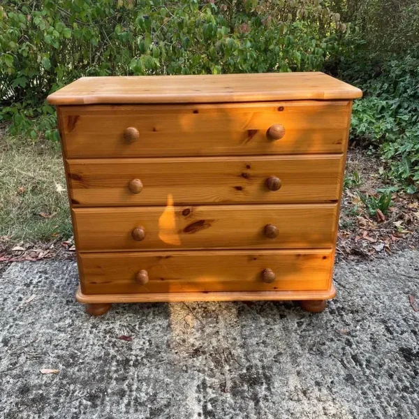 CHEST DRAWER