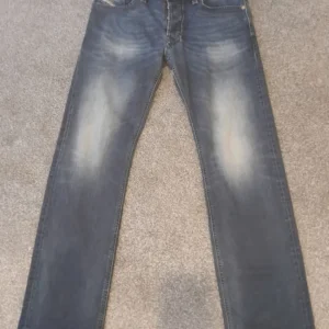 Mens Diesel Larkee Jeans 32 Waist 33 Leg