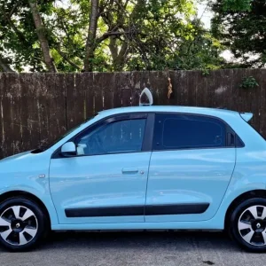 2016 Renault Twingo 1.0 SCe Play Euro 6 5-door Hatchback Petrol Manual - Image 5