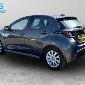 2021 Toyota Yaris VVT-i Hybrid Hatchback Automatic - Image 3