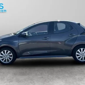 2021 Toyota Yaris VVT-i Hybrid Hatchback Automatic - Image 7