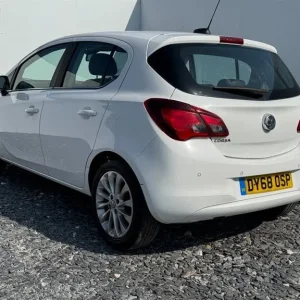 2018 Vauxhall Corsa 1.4i ecoTEC SE Nav Hatchback 5dr Petrol Manual - Image 7