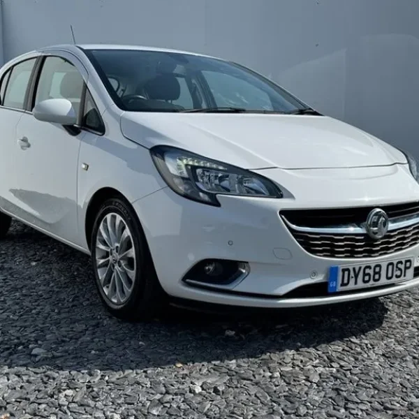 2018 Vauxhall Corsa 1.4i ecoTEC SE Nav Hatchback 5dr Petrol Manual