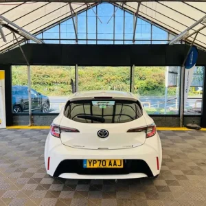 2020 Toyota Corolla 1.8 Hybrid Hatchback - Image 4
