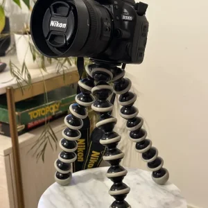 Nikon D3100 with 18-55mm and 35mm lens, tripod, bag - Image 3
