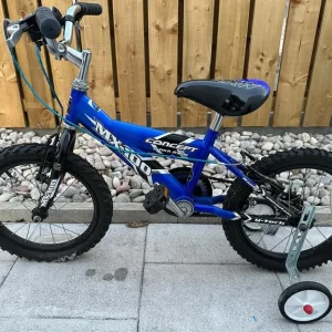 Concept MX-100 Blue 16" Boys Mountain Bike with Stabilisers - Image 6