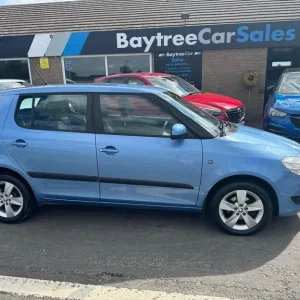 SKODA FABIA 1.2 SE Blue Manual Petrol 2014 - Image 7