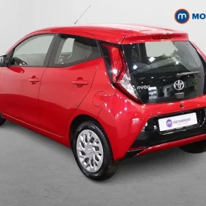 2020 Toyota Aygo 1.0 VVT-i X-Play 5-door Hatchback Petrol Manual - Image 5