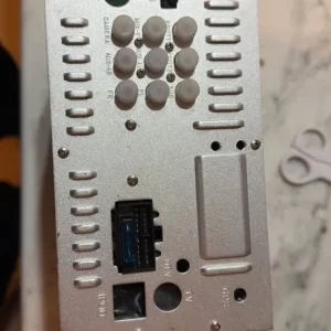 Double-din touchscreen aftermarket radio - Image 3