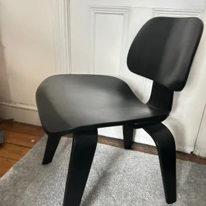 Bent plywood Eames-style dining chairs - Image 8