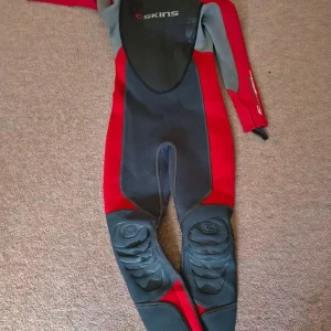 C skins children's wetsuit Atomic 3/2