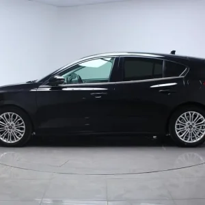 2021 Ford Focus Titanium X 1.5 EcoBlue Diesel Hatchback - Image 8