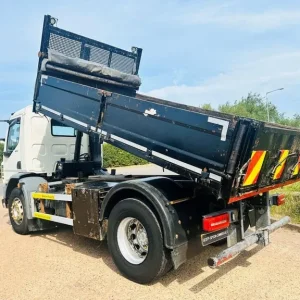 2018 DAF LF 260 18 Ton Double Dropside Tipper - Image 6