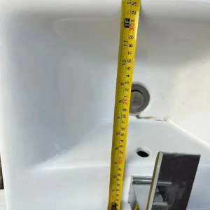Bathroom sink with tap - Image 4