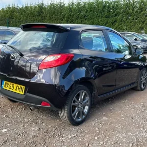 2009 Mazda2 1.3 Tamura 5-door hatchback petrol manual - Image 2