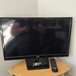 Small TV - Image 2
