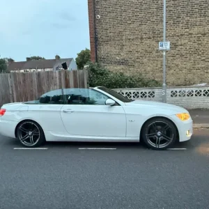 BMW 320i M Sports E93 Convertible 2009 - Image 2