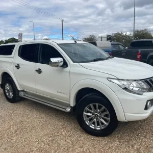 2017 Mitsubishi L200 DI-D 4WD Barbarian DCB Diesel