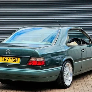1993 MERCEDES-BENZ E320 E320 WITH AMG UPGRADES AND BBS WHEELS - Image 5