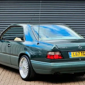 1993 MERCEDES-BENZ E320 E320 WITH AMG UPGRADES AND BBS WHEELS - Image 6