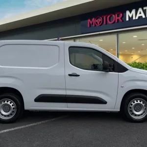 2024 Peugeot Partner 1.5 BlueHDi Panel Van SWB - Image 3