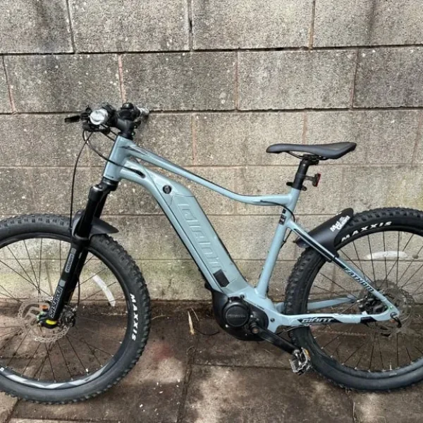 Giant fathom electric ebike