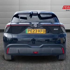 2023 MG4 Trophy Long Range EV 64kWh 5-door hatchback - Image 5