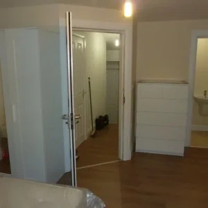 DOUBLE EN-SUITE ROOM on 2nd floor - Image 6
