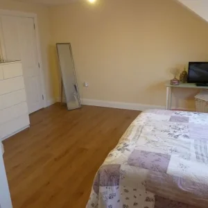 DOUBLE EN-SUITE ROOM on 2nd floor