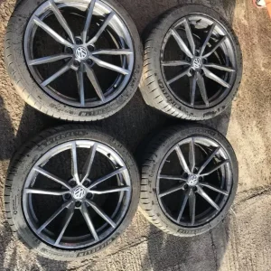 19in Pretoria Alloy with Michelin Pilot Sport 4S - Image 2