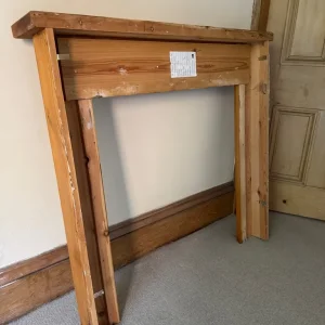 Fireplace surround, mantel and hearth - Image 4