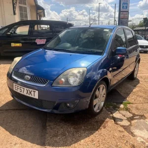 2007 Ford Fiesta 1.6 Ghia 5-door hatchback petrol automatic - Image 3