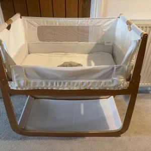 Snuzpod crib with accessories - Image 2